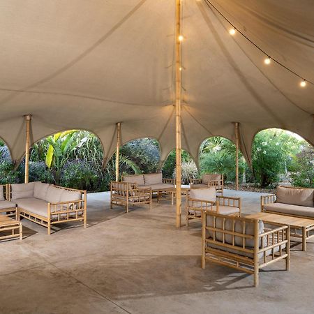 Отель Layla Glamping Нир-Давид Экстерьер фото