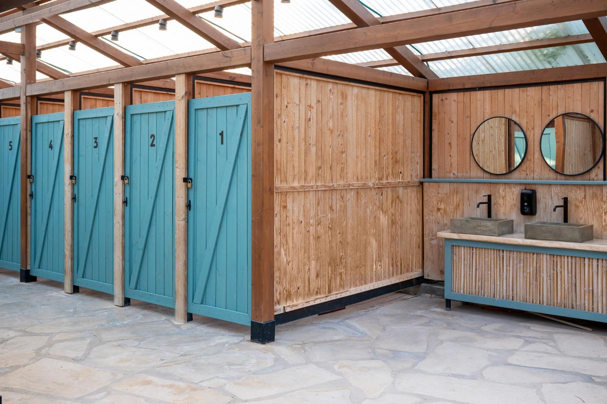 Отель Layla Glamping Нир-Давид Экстерьер фото